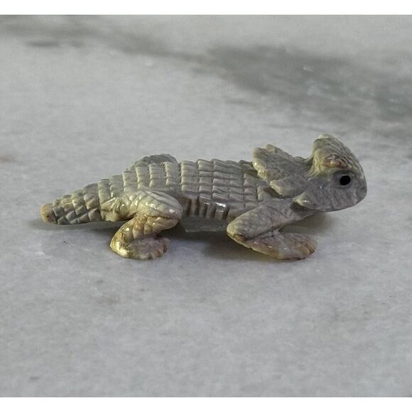 Zuni Fabian Cheama Signed Horned Toad Fetish Stone - Picture 3 of 14